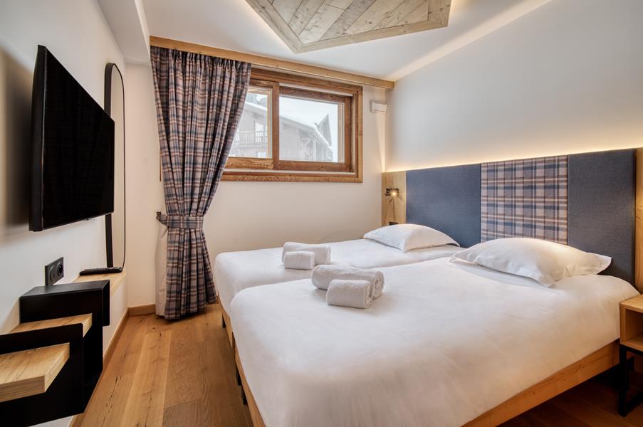 2 lits simples (90*200) avec TV