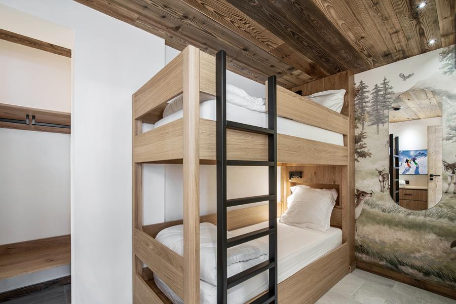 1 lit superposé (80*190) avec TV