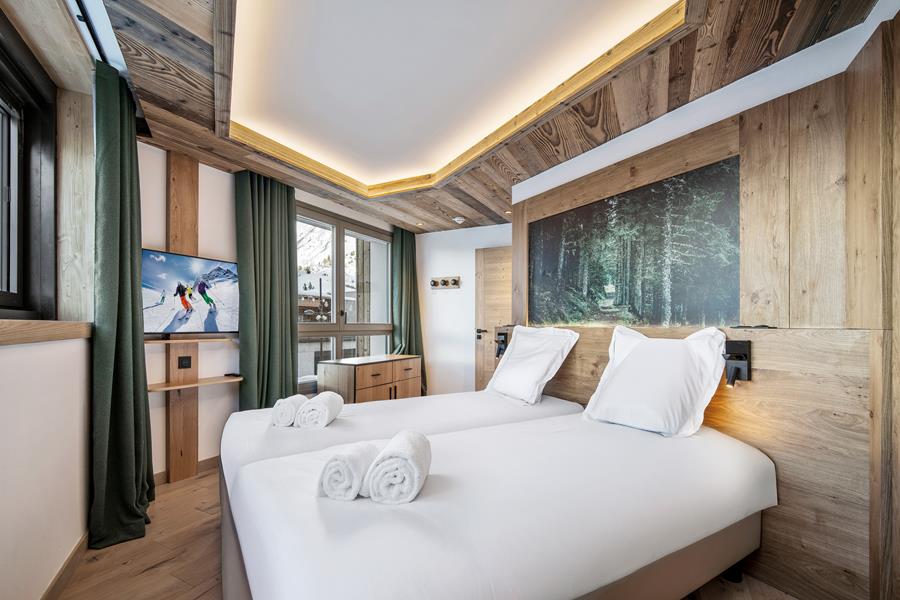 2 lits simple (90*200) avec TV 