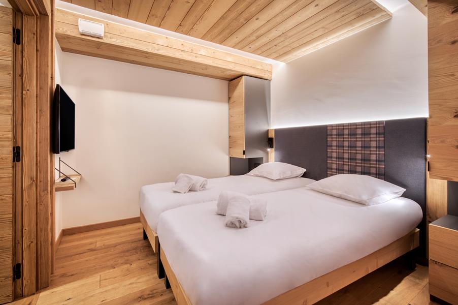 2 lits simples (90*200) avec TV