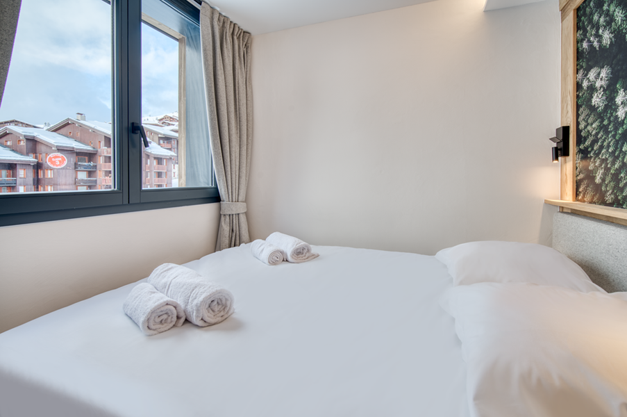 1 lit double (160*200) avec TV