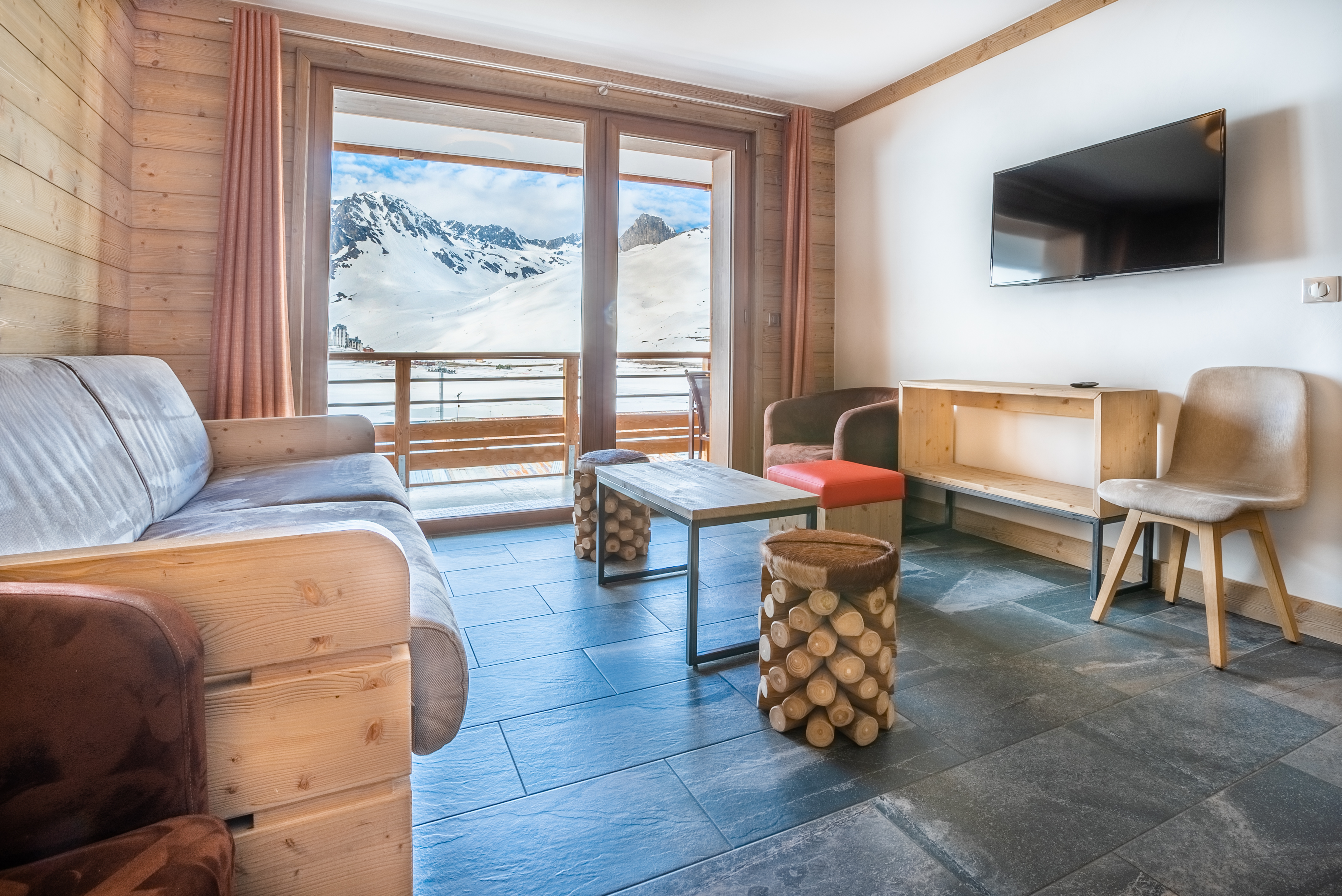 CAP NEIGE 22, TIGNES LE LAC